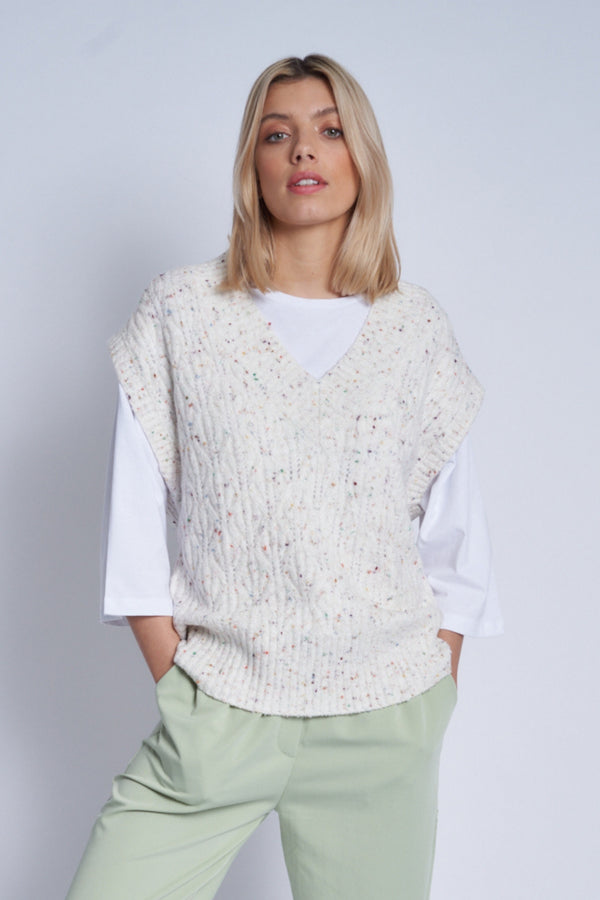 TANSY KNITTED VEST